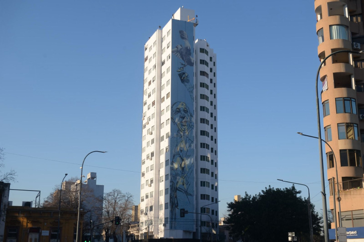 Mural del Papa Francisco en La Plata