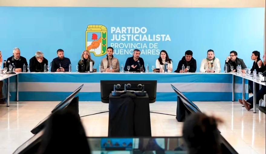 Máximo Kirchner impulsa un Congreso del PJ bonaerense para fortalecer la unidad electoral