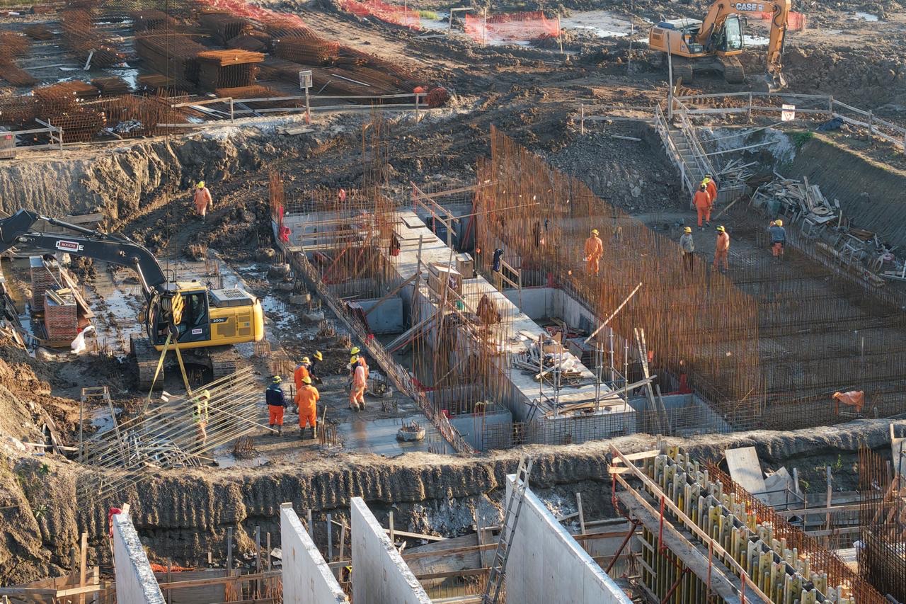 Avanza la construcción de la planta potabilizadora en Ensenada para mejorar el suministro de agua
