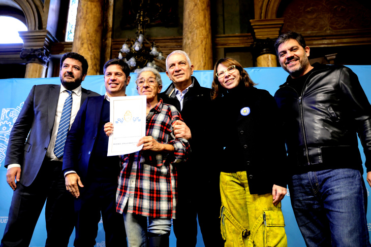 Entrega de escrituras en La Plata