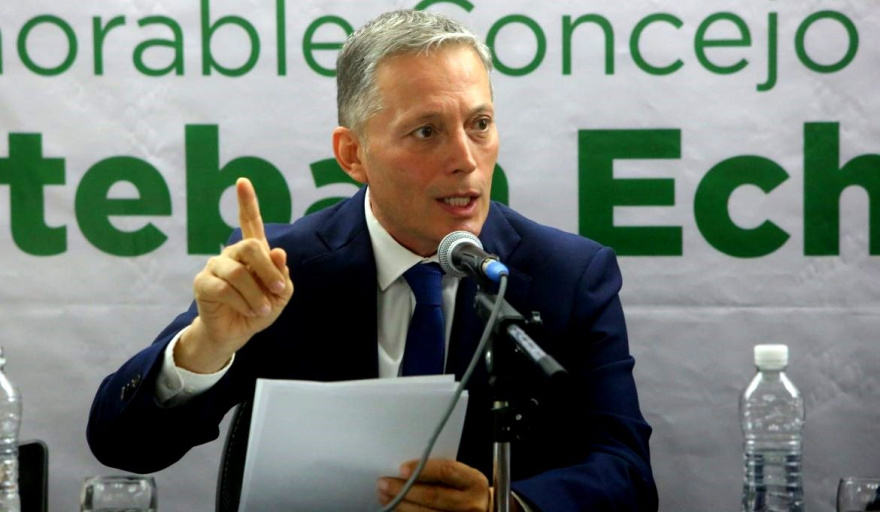 Fernando Gray acerca posturas con el kirchnerismo y logra que su esposa encabece la lista de Fuerza Patria