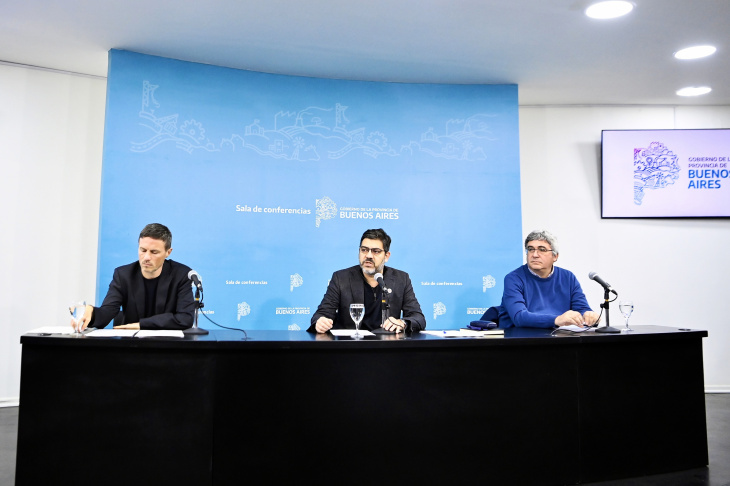 Carlos Bianco en conferencia de prensa