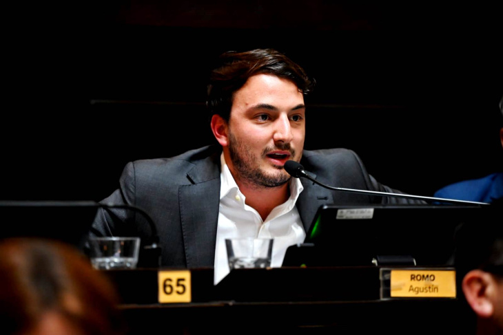 Diputados en el recinto