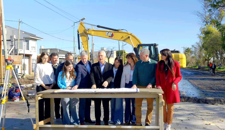 Fuerza Patria en La Plata impulsa desarrollo urbano con planificación y obras lideradas por Julio Alak