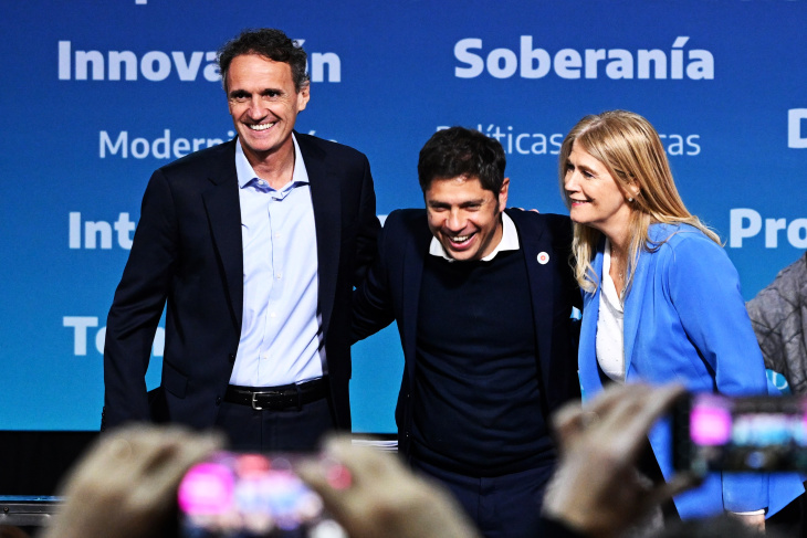 Kicillof y Massa durante el acto por el Día de la Industria