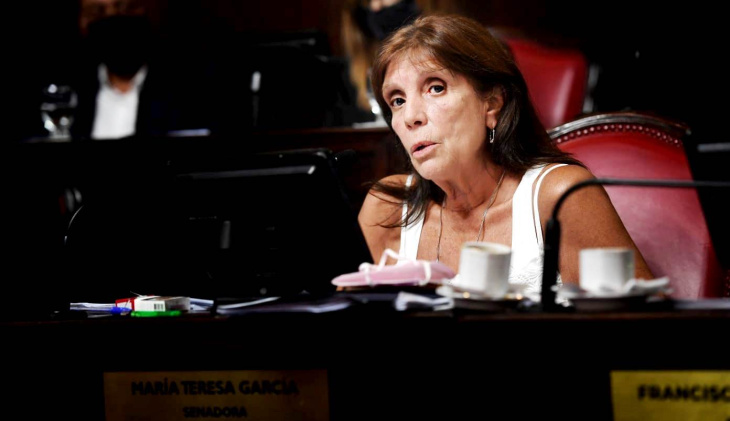 Senadores bonaerenses discutiendo libertad de prensa