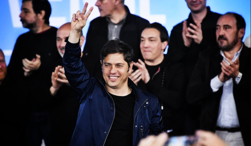 Axel Kicillof destaca la histórica victoria peronista y cuestiona a Milei tras resultados electorales bonaerenses