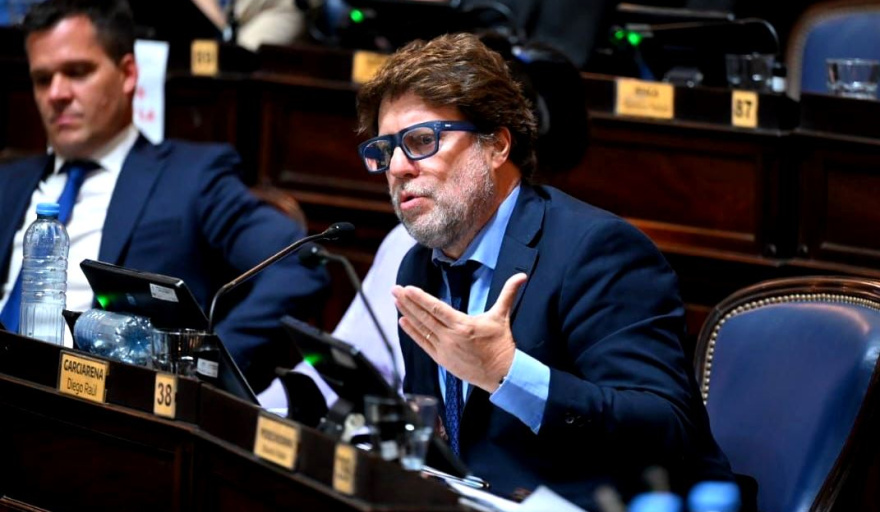 Radicalismo exige a Kicillof la presentación del Presupuesto 2026 y rechaza nueva deuda