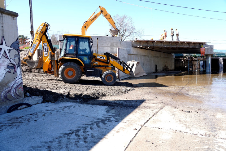 Avance de la obra en el puente de avenida 520