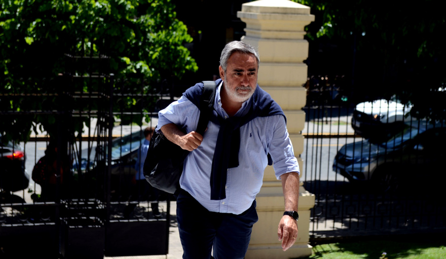 Miguel Fernández critica al PRO y cuestiona su alineamiento con Milei